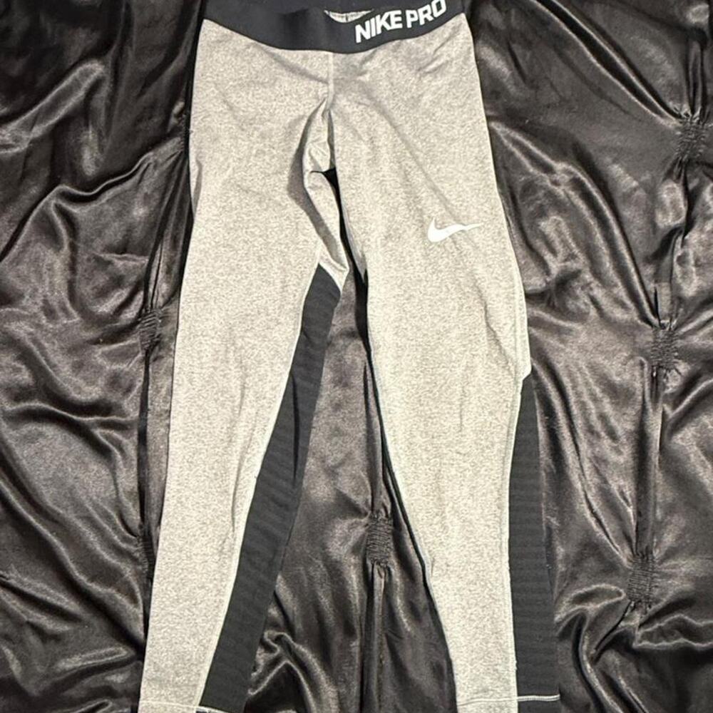 Nike pro gray heather leggings